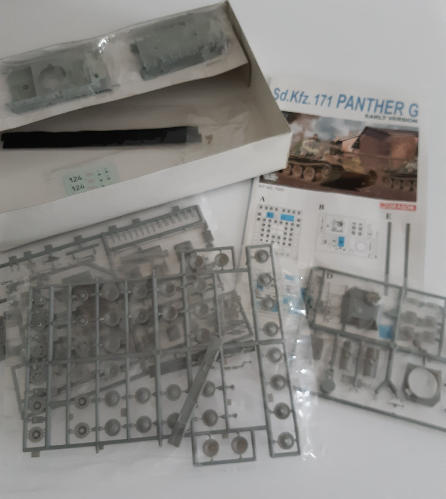 Dragon 1/72 Sd Kfz 171 Panther G Early Version