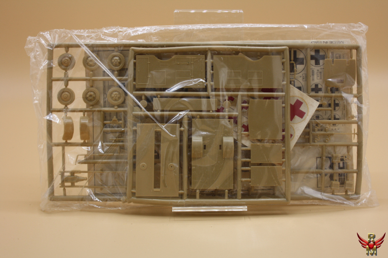 ESCI 1/72 German Truck Opel 3-6 Ambulance