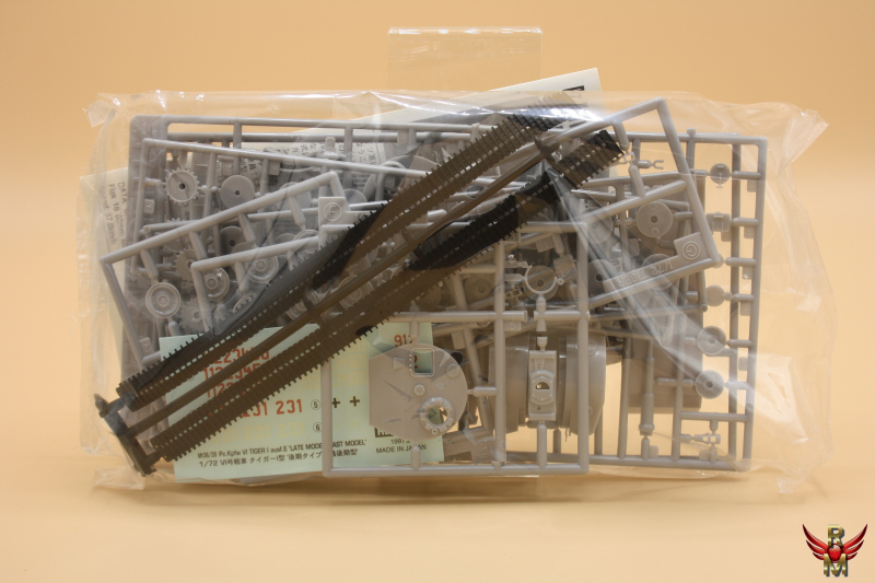 Hasegawa 1/72 Pz Kpfw VI Tiger I Ausf E last model