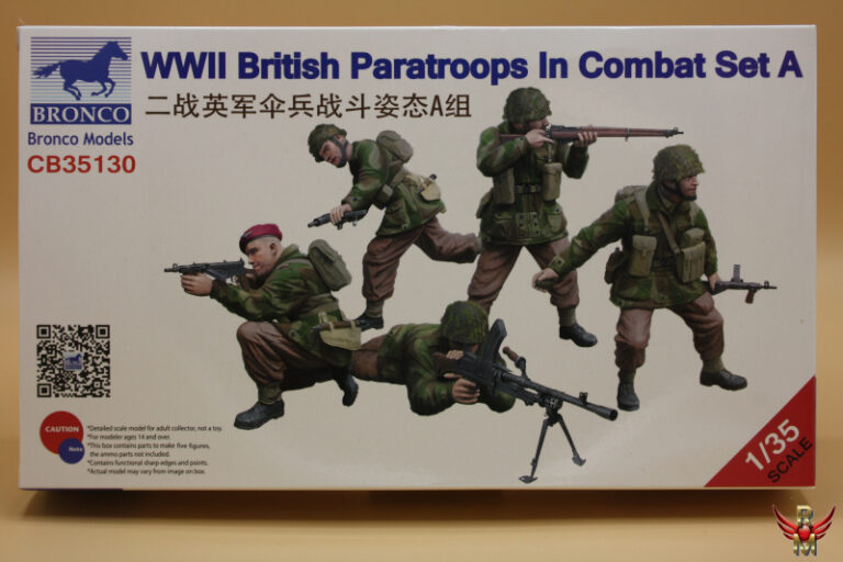 Bronco Models 1/35 WWII Paratroops in Combat Set A