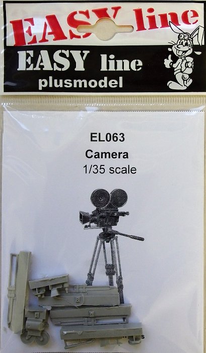 Plus Model 1/35 Camera (Easy Line)