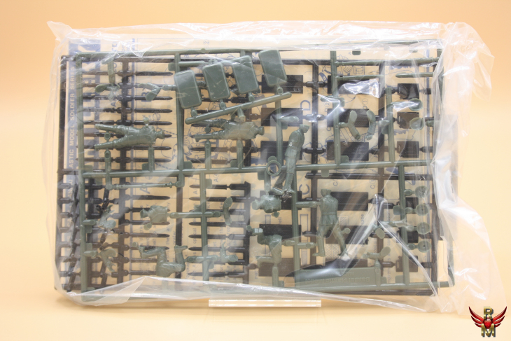 Bandai 1/48 German Artillery