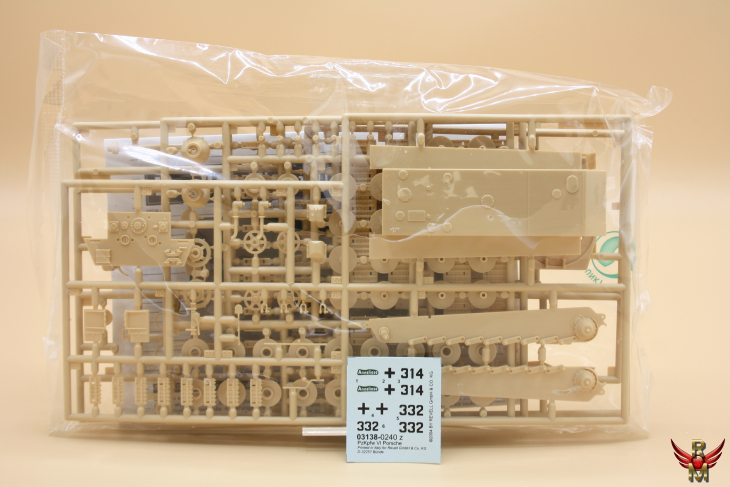 Revell 1/72 German Tiger II Ausf. B Porsche Turret