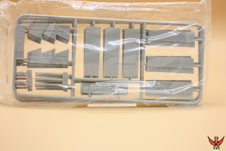Skywave Pit Road 1/700 Military Factory water line series