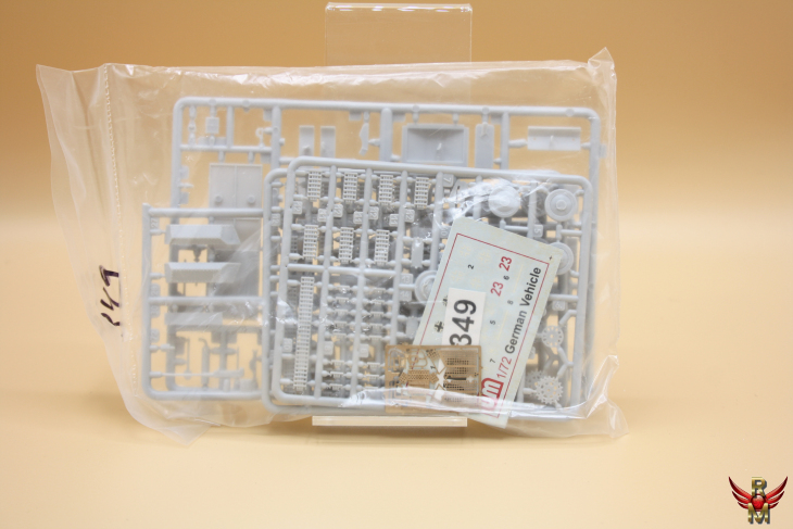 Uni Models 1/72 German Reconnaissance Tank SdKfz 140-1