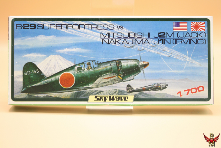Skywave Green Max 1/700 Superfortress vs Mitsubischi Nakajima water line series