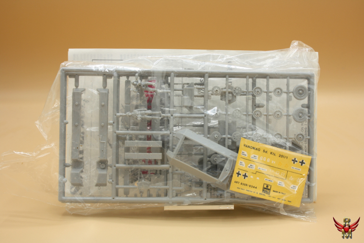 ESCI 1/72 German Hanomag Sd Kfz 251/1 New Series