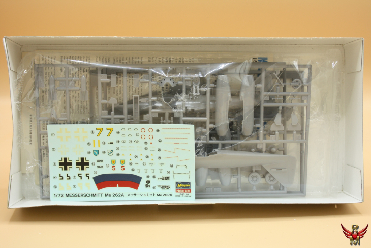 Hasegawa 1/72 German Messerschmitt Me 262 A -