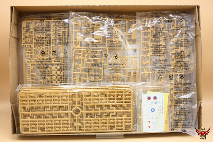 Bronco Models 1/35 M24 Chaffee Post-War Version Service in Asian Army Force