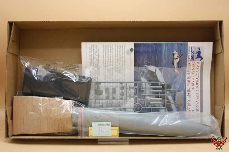 Bronco Models 1/350 HMS Victorious S-29 SSBN Submarine