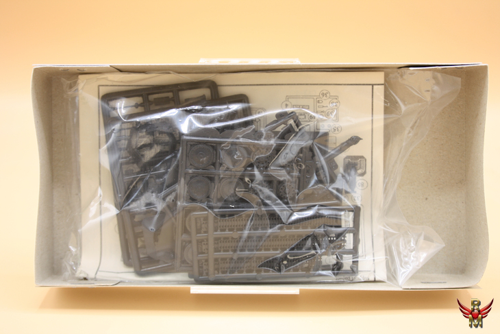Attack Hobby Kits 1/72 Aufklärungspanzer 140/1 2cm