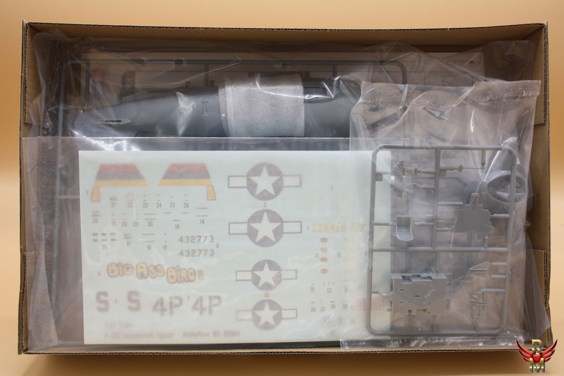 HobbyBoss 1/48 P-47D Thunderbolt Fighter