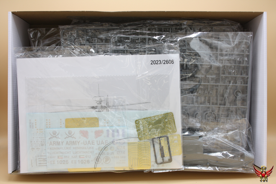 Takom 1/35 D of the World AH-64D Apache Longbow LIMITED EDITION