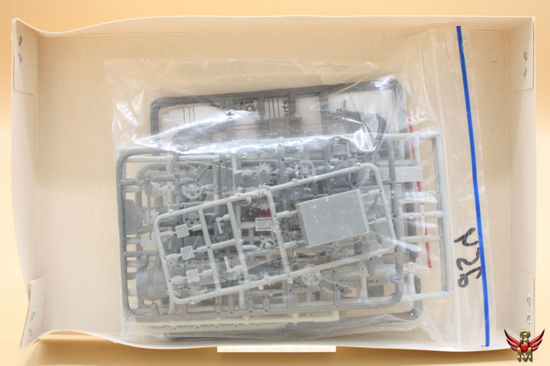 ACE 1/72 Raupenschlepper OST RSO/01 with 2cm FlaK 38