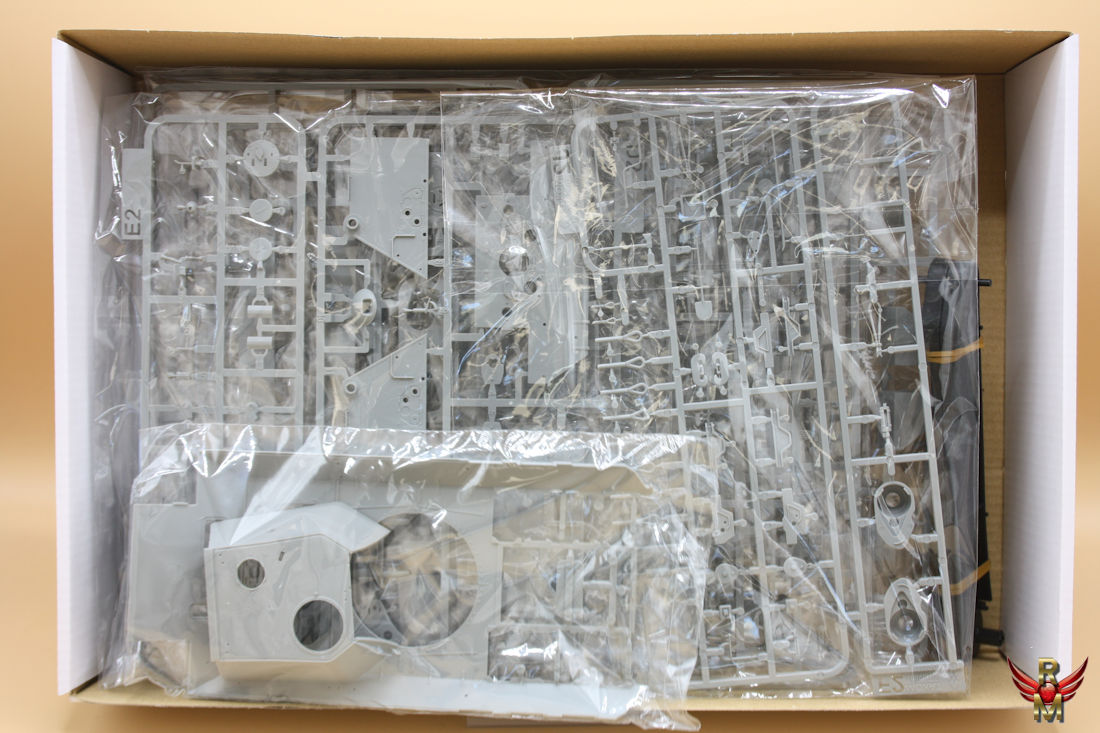 Das Werk 1/35 Pz Kpfw V Panther A early w/o interior