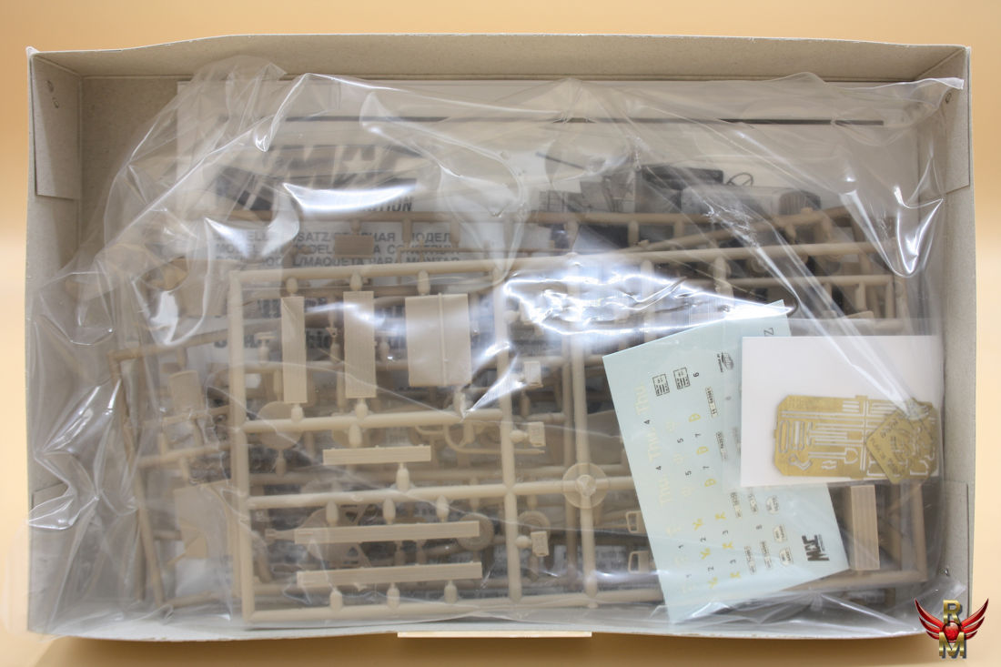 MAC Distribution 1/72 Deutsche Afrika Korps 3t AA Vehicle with Flak 38