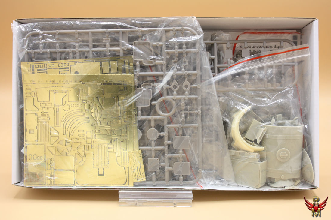 Mirror Models Ltd 1/35 CMP C15A Water Tank Lorry