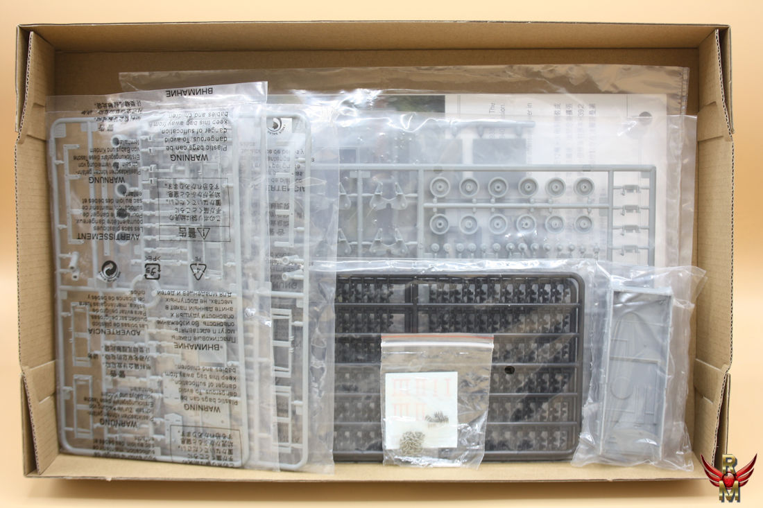 Bronco Models 1/35 German 28cm sWurfgerät 40 auf GW H39