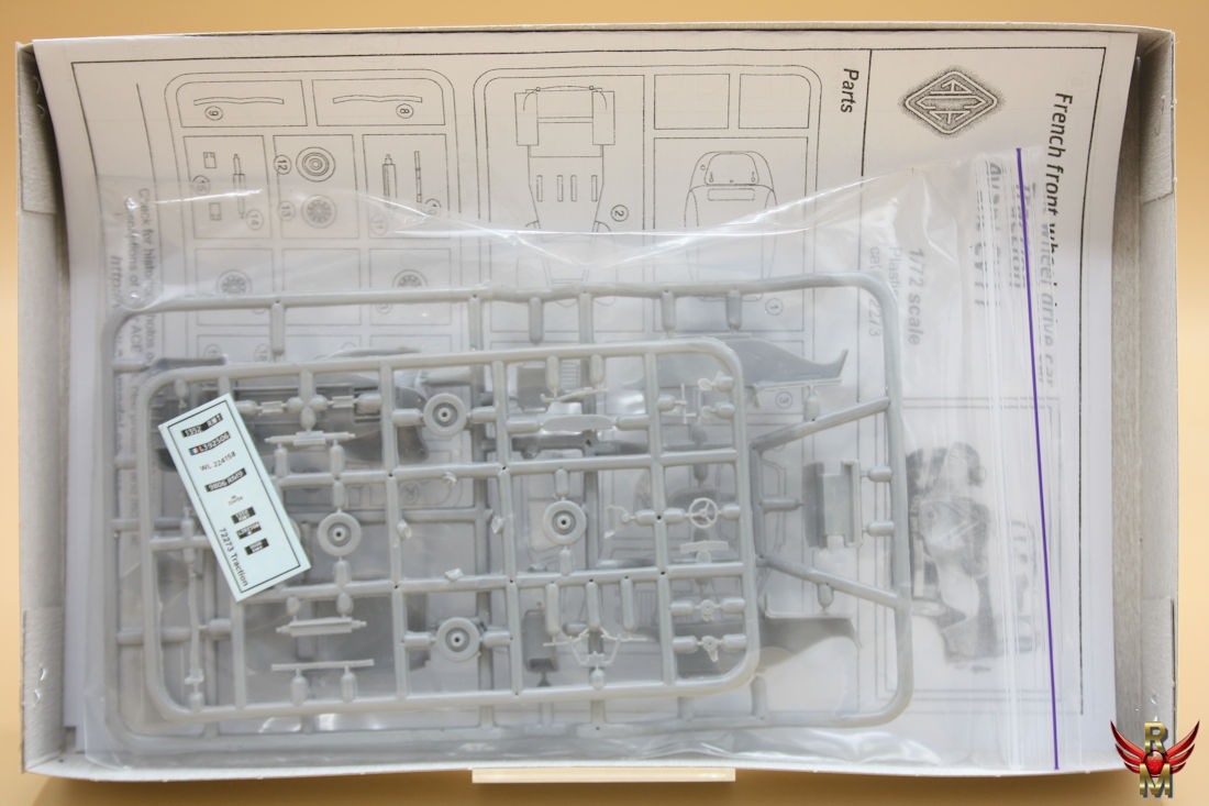 ACE 1/72 Traction Avant 11CV
