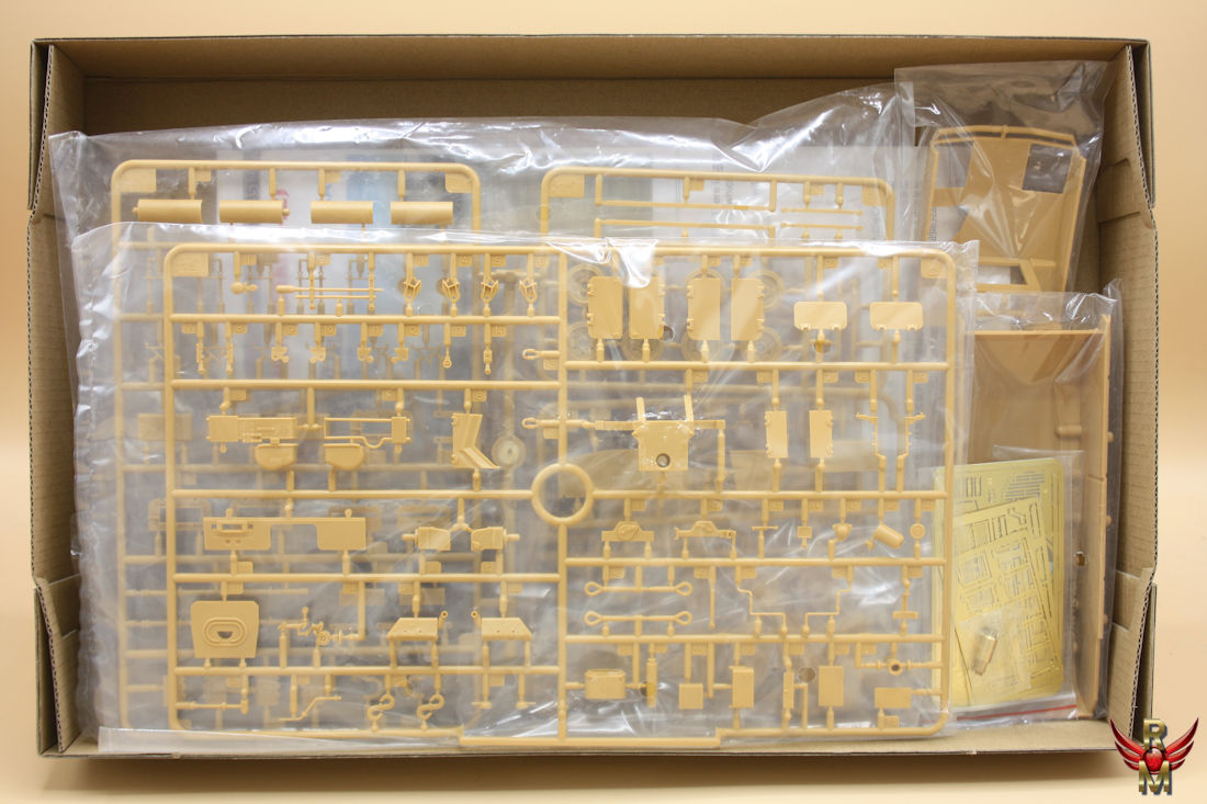 Bronco Models 1/35 Sturmgeschütz III Ausf D Sd Kfz 142 in North Africa