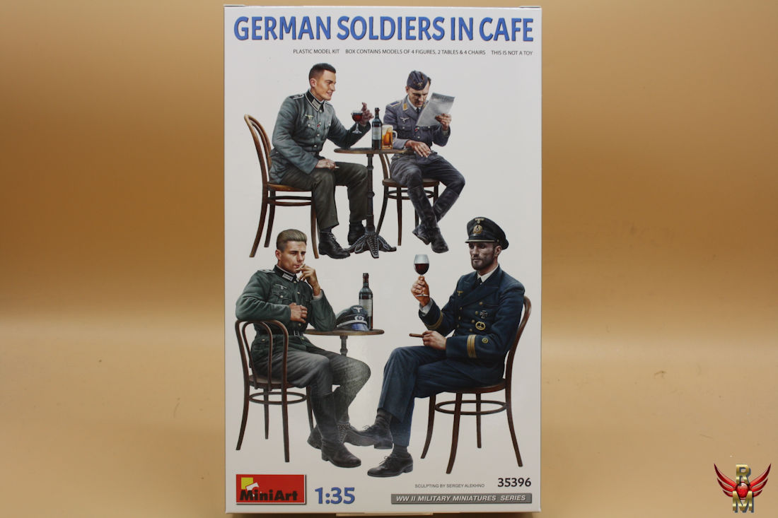 MiniArt 1/35 German Soldiers in Cafe