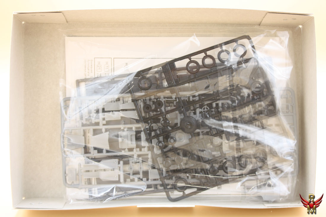 PST model 1/72 M7 Small Arms Repair GMC Truck