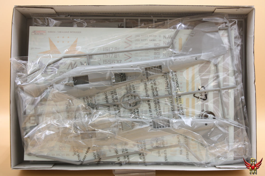 Kinetic 1/48 A-6A/E Intruder Twin-engine Attack Aircraft