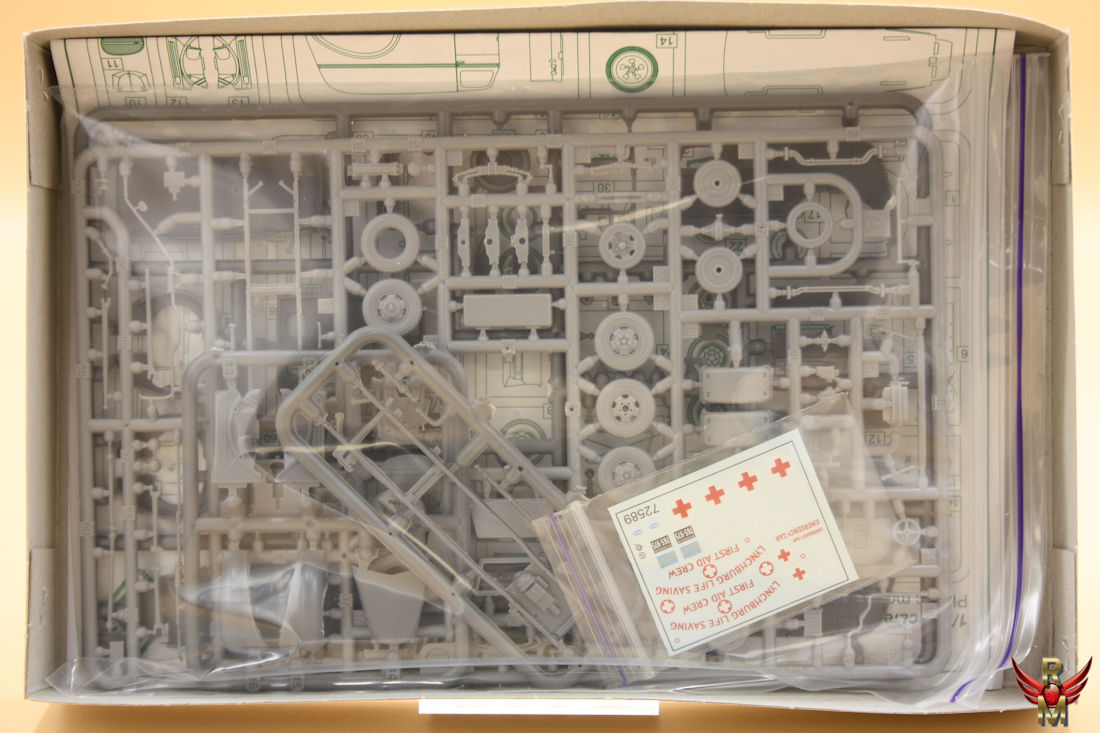 ACE 1/72 134 inch Panel Van mod 1939
