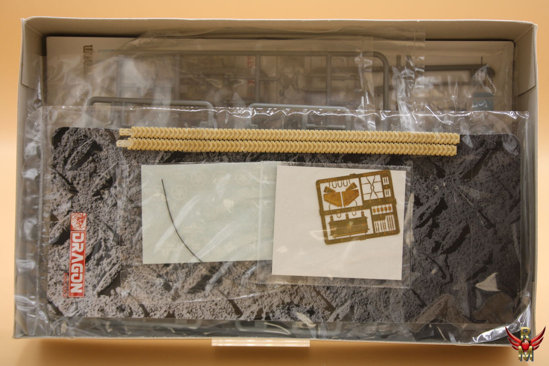 Dragon 1/72 M4A3 76W VVSS Sherman
