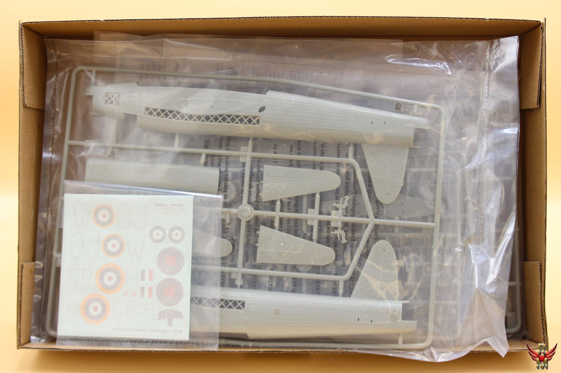 Trumpeter 1/72 Wellington Mk IC