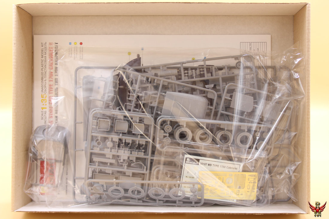 MiniArt 1/35 German STAFF CAR Type 170V Cabriolet B