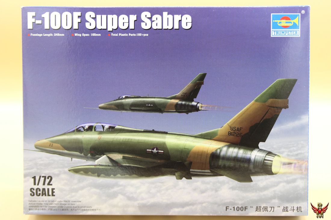 Trumpeter 1/72 F-100F Super Sabre