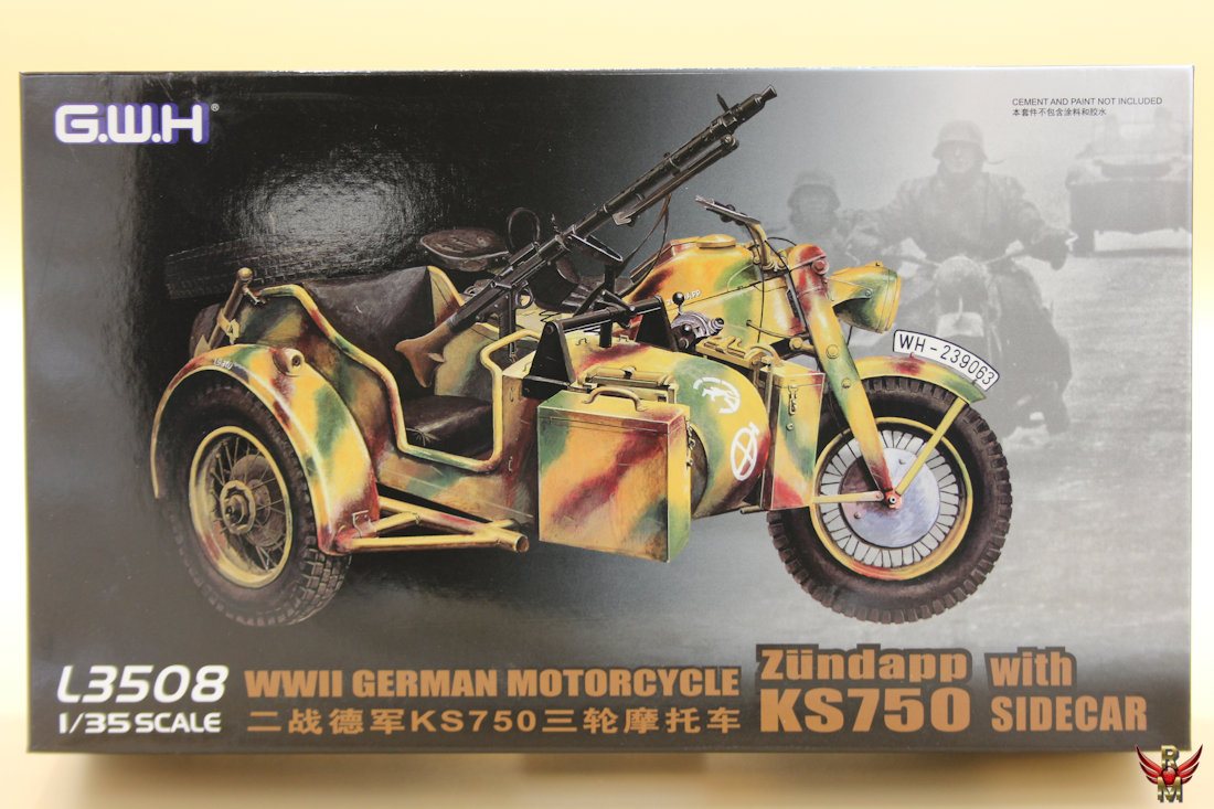 Great Wall Hobby 1/35 WWII German Motorcycle Zündapp KS750 with Sidecar