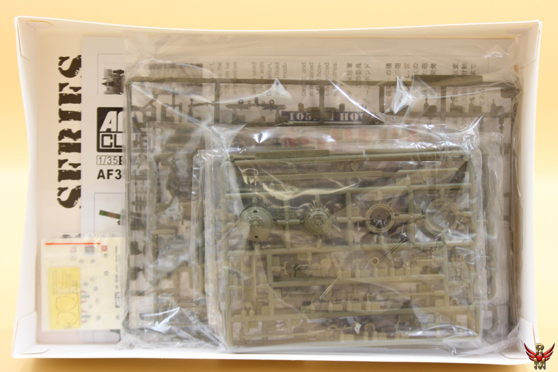 AFV Club 1/35 105mm Howitzer M101A1 on Carriage M2A2
