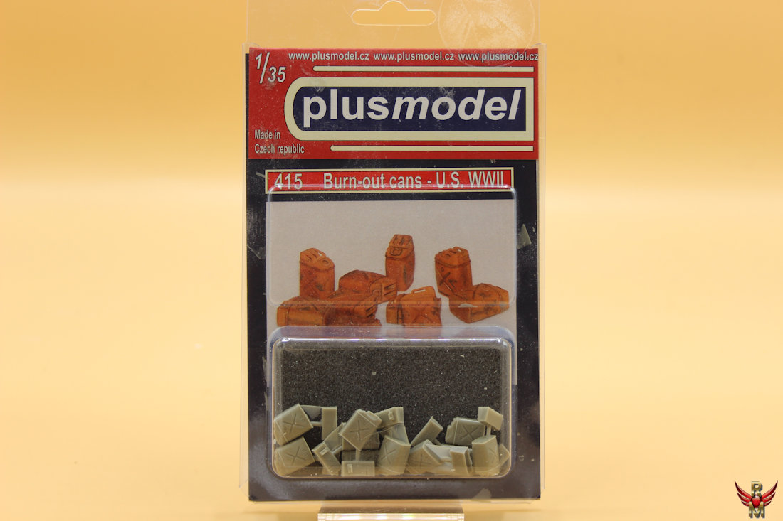 Plus Model 1/35 Burnt Out Cans US WW2