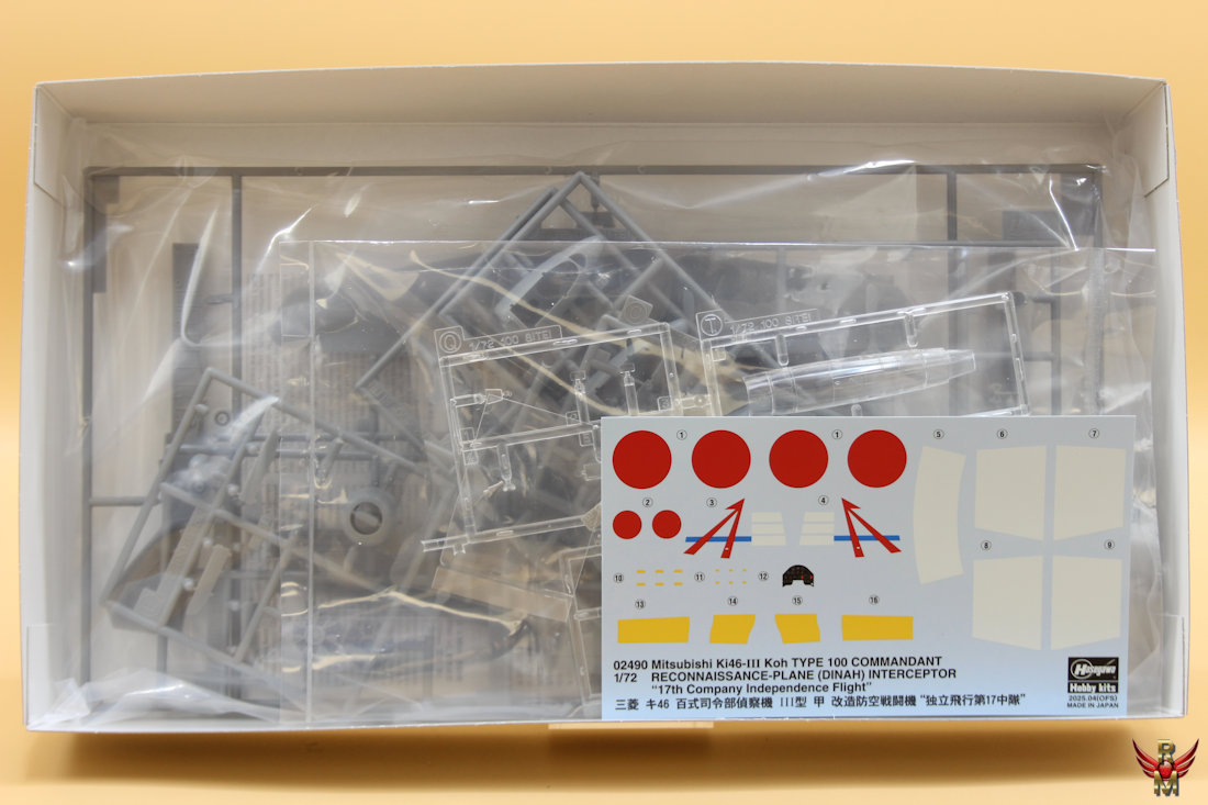 Hasegawa 1/72 Mitsubishi Ki46-III Koh Type 100 Commandant Reconnaissance-Plane (Dinah)