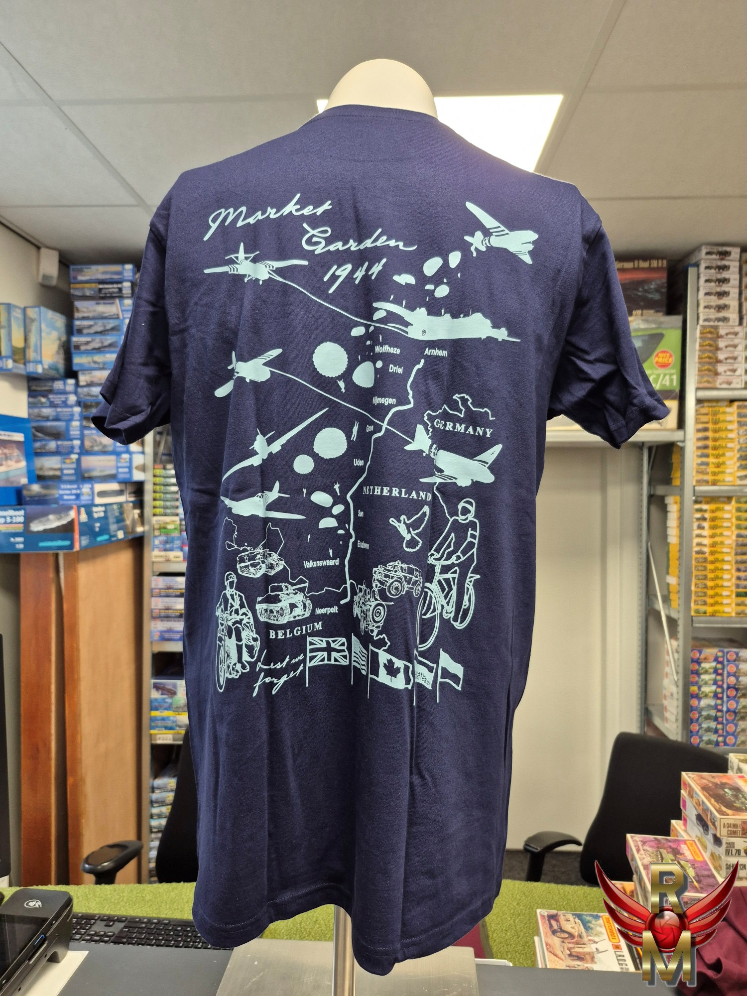 T-shirt Hulp voor Helden 2025 Navy Blue